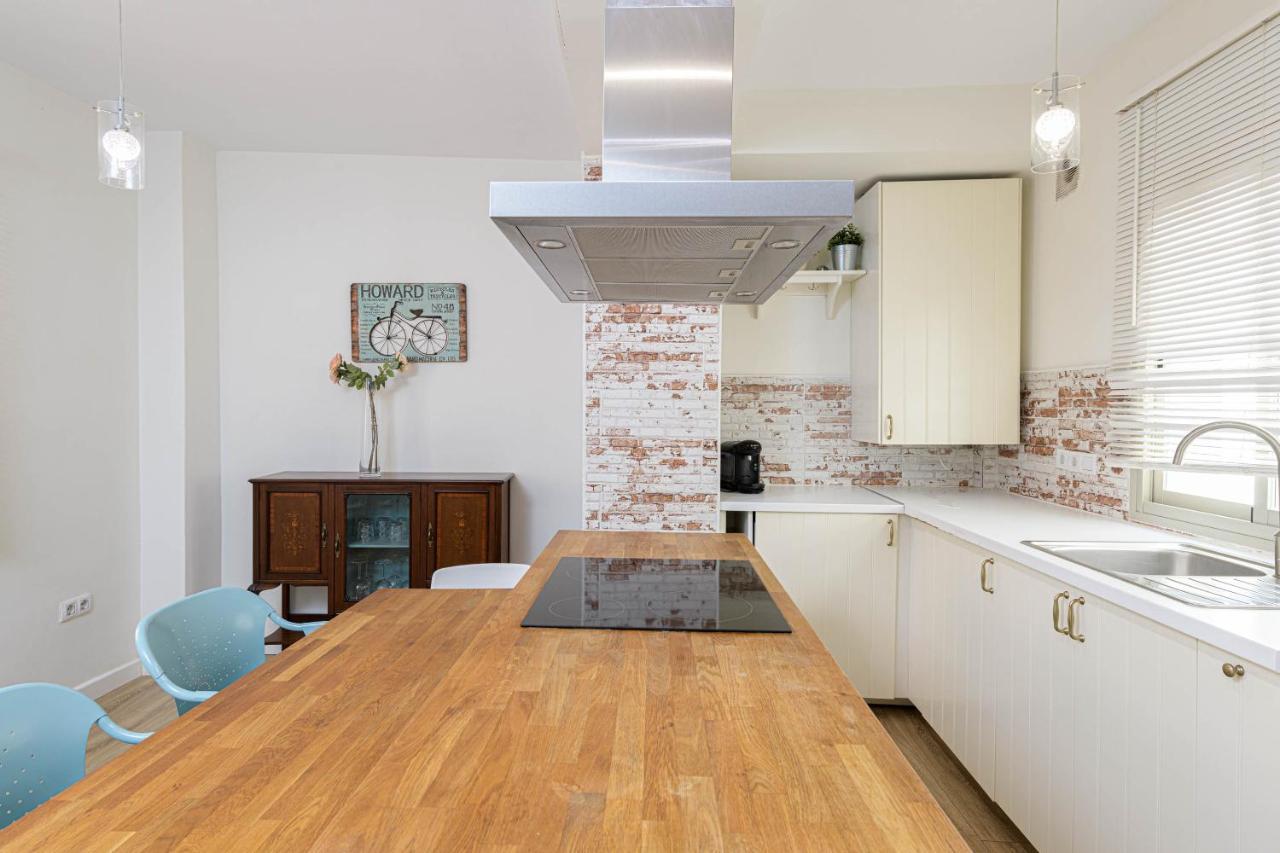 Wintowinrentals Genial Apartamento, Centrico Y Silencioso Malaga Luaran gambar