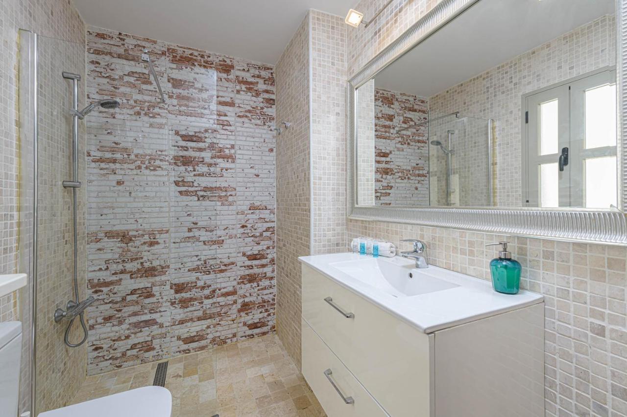 Wintowinrentals Genial Apartamento, Centrico Y Silencioso Malaga Luaran gambar