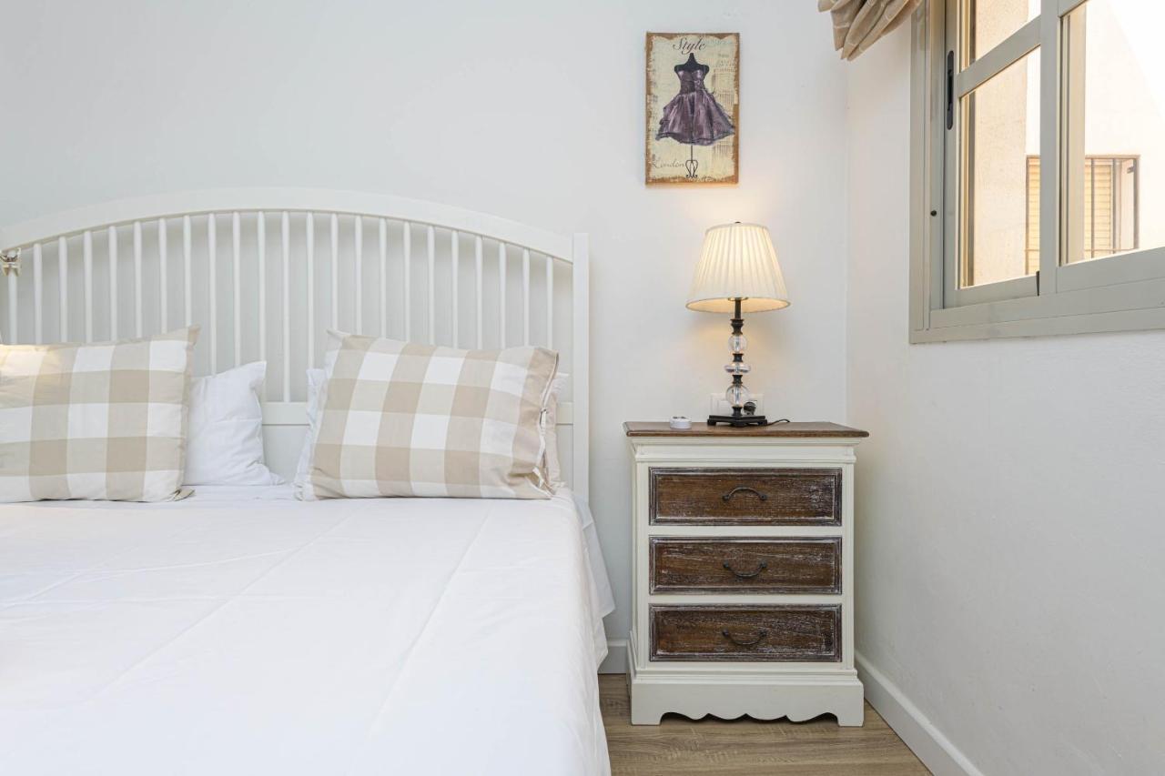 Wintowinrentals Genial Apartamento, Centrico Y Silencioso Malaga Luaran gambar
