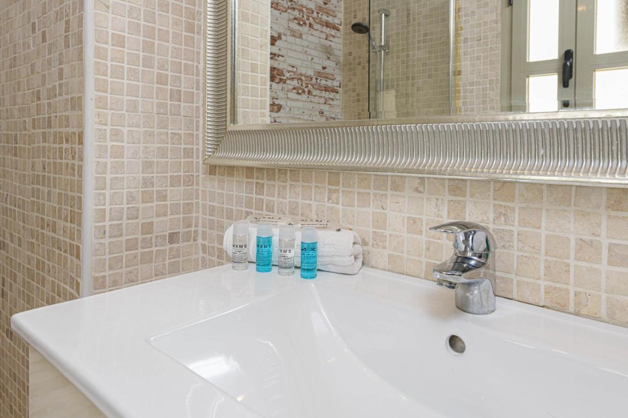 Wintowinrentals Genial Apartamento, Centrico Y Silencioso Malaga Luaran gambar