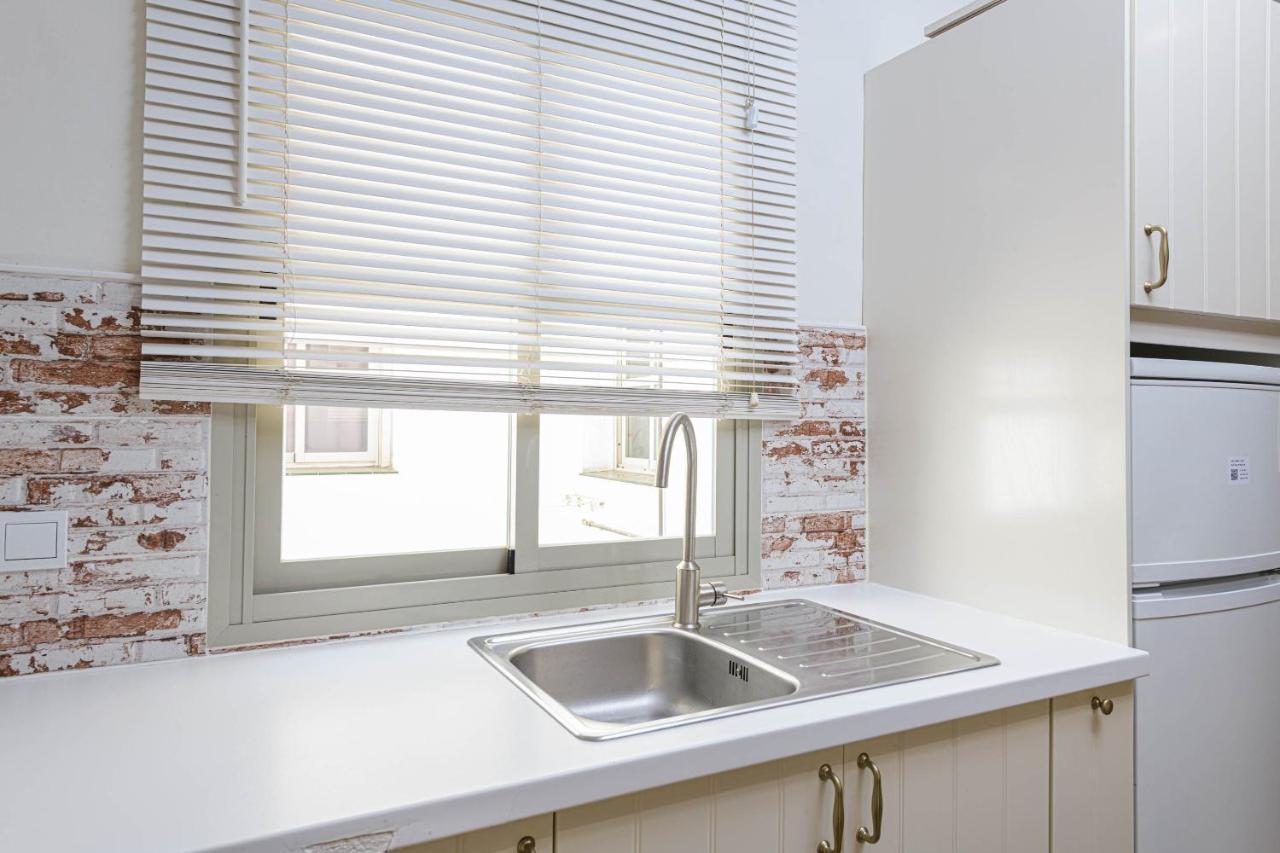Wintowinrentals Genial Apartamento, Centrico Y Silencioso Malaga Luaran gambar